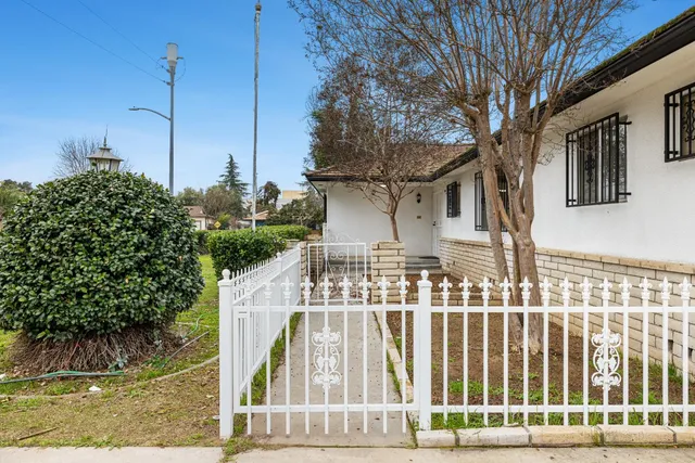 $490,000 | 5167 East Balch Avenue, Fresno, CA 93727