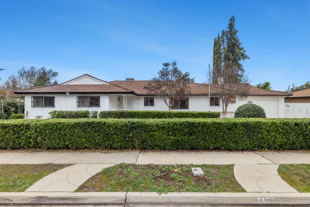 $490,000 | 5167 East Balch Avenue, Fresno, CA 93727