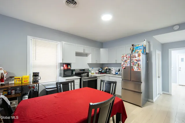 $274,900 | 1529 7th Avenue, Watervliet, NY 12189