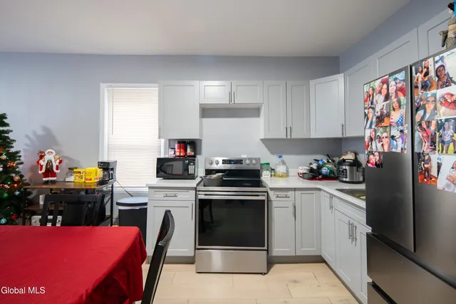 $274,900 | 1529 7th Avenue, Watervliet, NY 12189