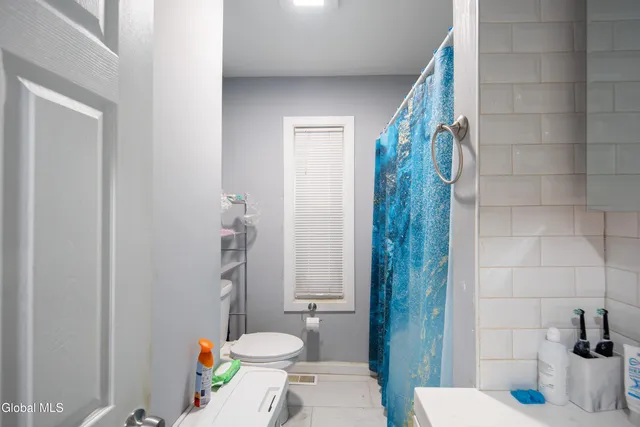 $274,900 | 1529 7th Avenue, Watervliet, NY 12189