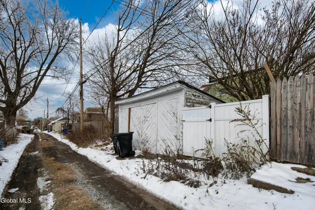 $274,900 | 1529 7th Avenue, Watervliet, NY 12189