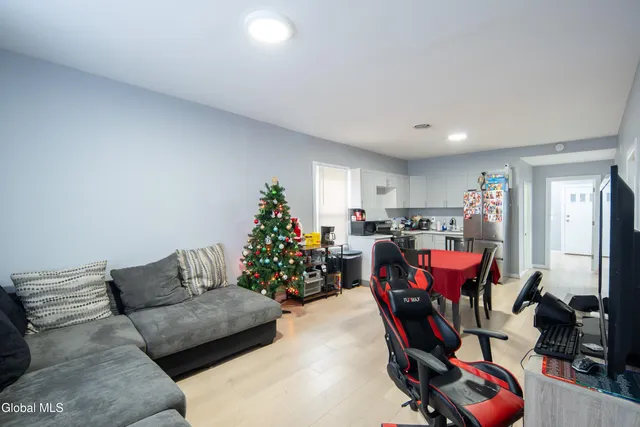 $274,900 | 1529 7th Avenue, Watervliet, NY 12189