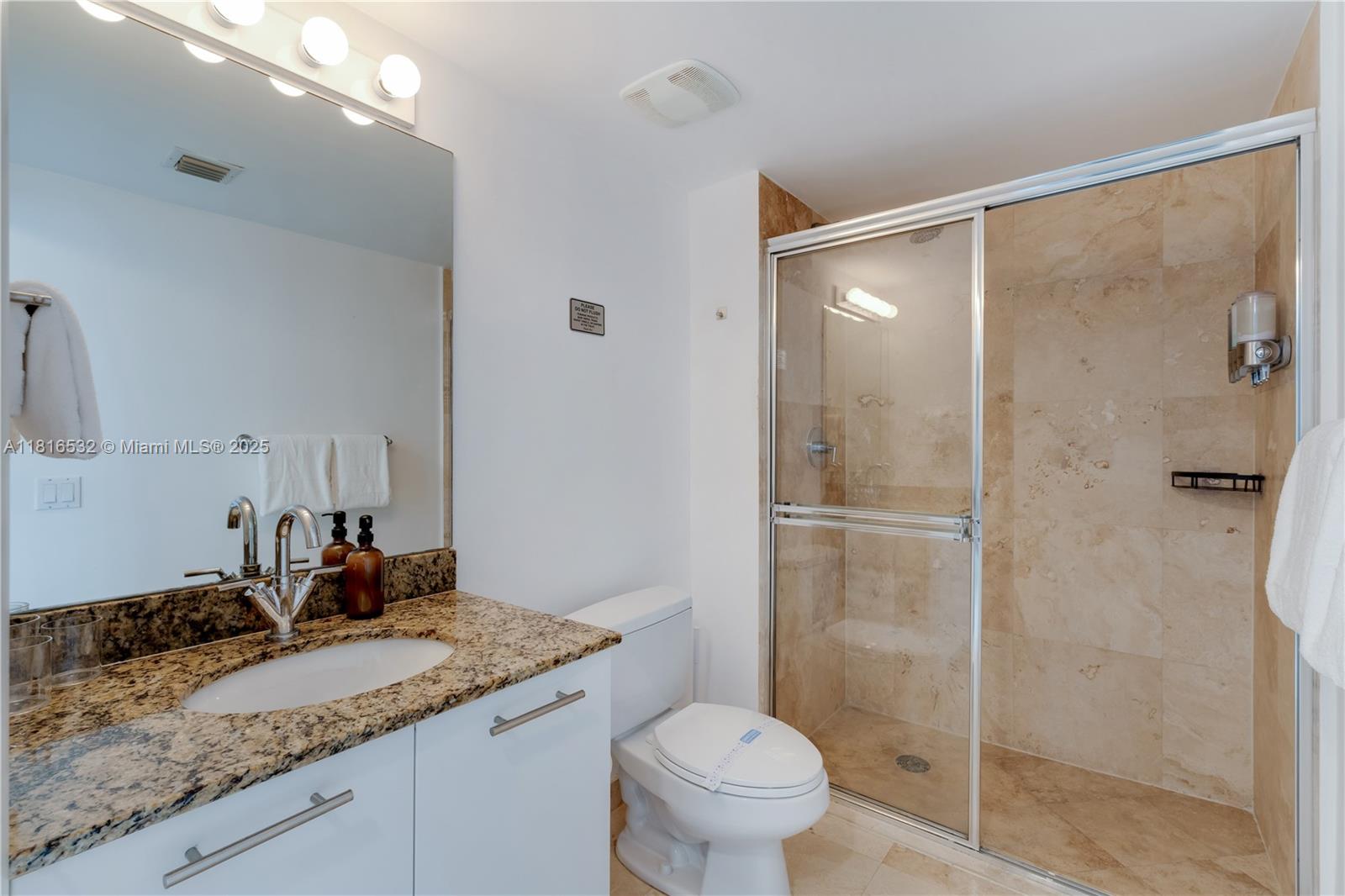 41 Southeast 5th Street, Unit 2107 Miami, FL 33131 - Photo 12 of 33