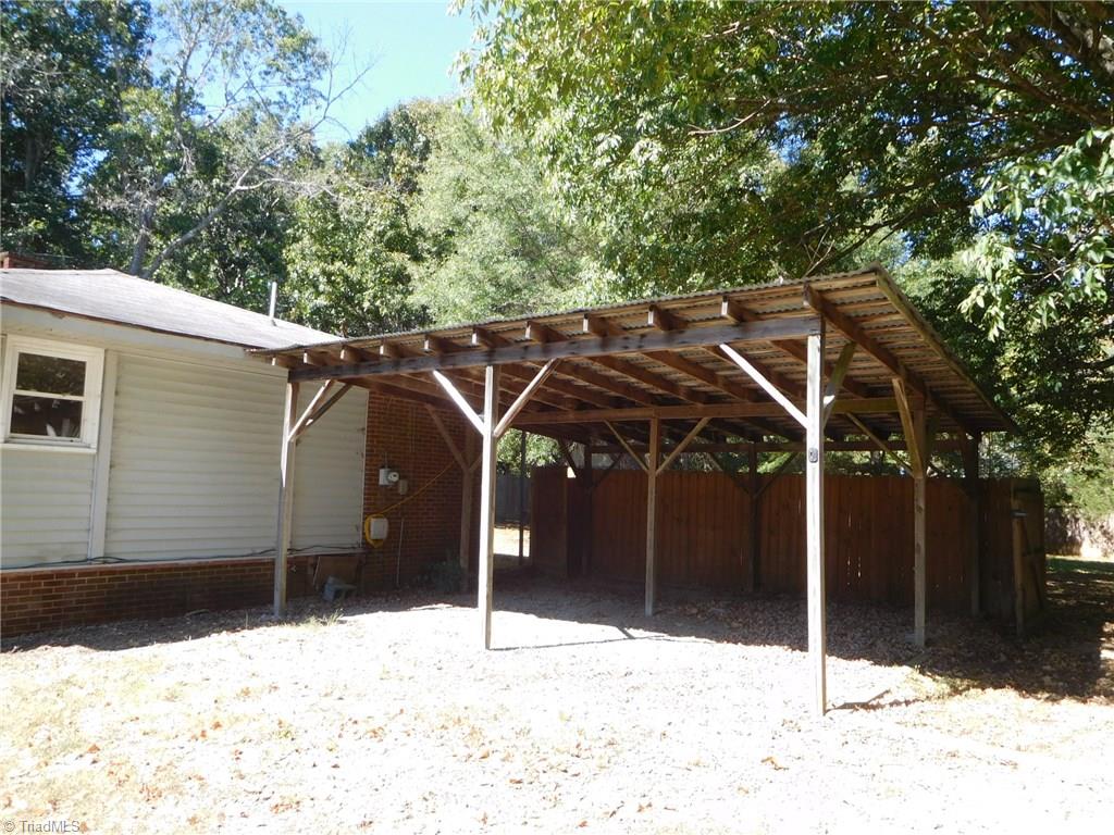 339 Poe Road Siler City, NC 27344 - Photo 5 of 18 Gallery Image 5
