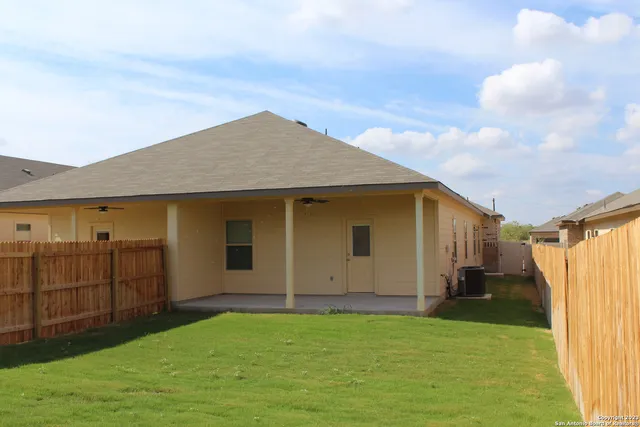$1,500 | 435 Emma Drive, New Braunfels, TX 78130