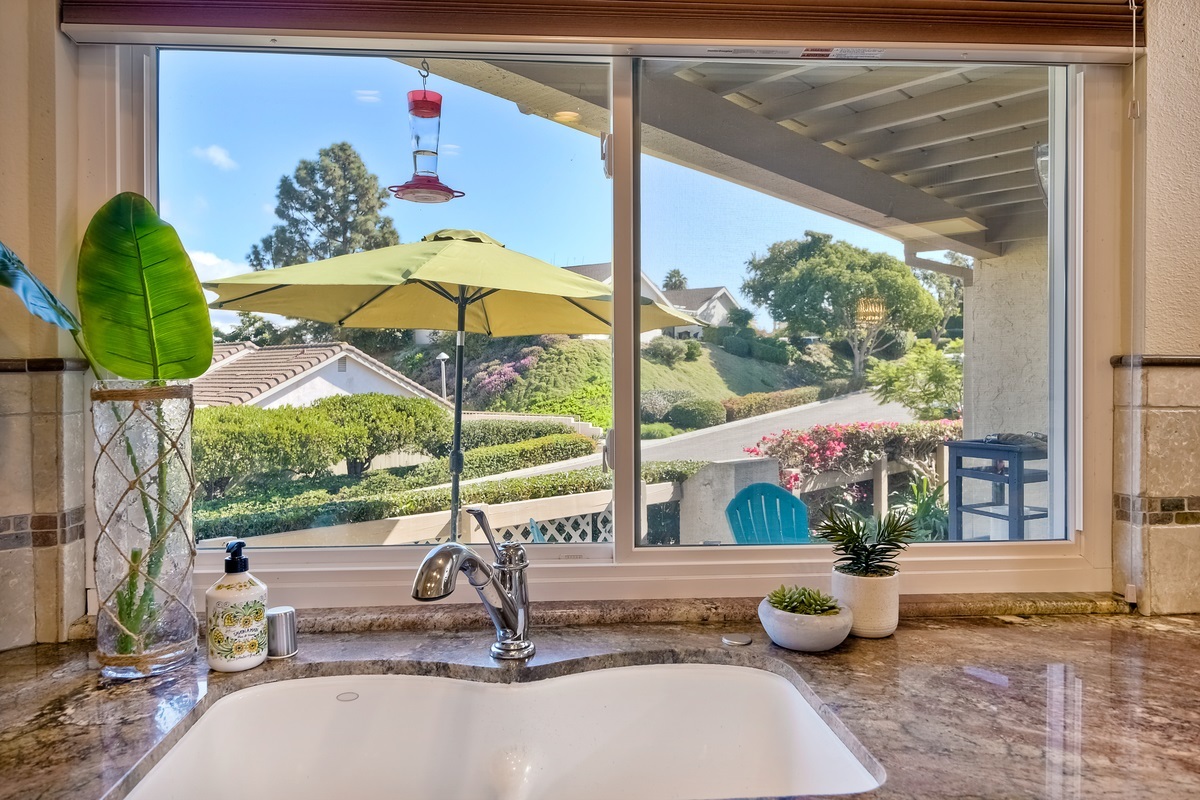 1754 Gascony Road Encinitas, CA 92024 - Photo 8 of 22