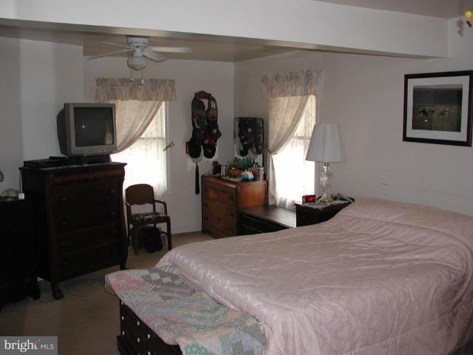 702 Robey Lane Odenton, MD 21113 - Photo 15 of 18 Master Bedroom #2