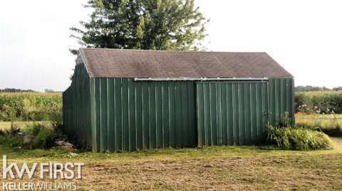 8357 Wilson Road Montrose, MI 48457 - Photo 24 of 25 20445017-23.JPG