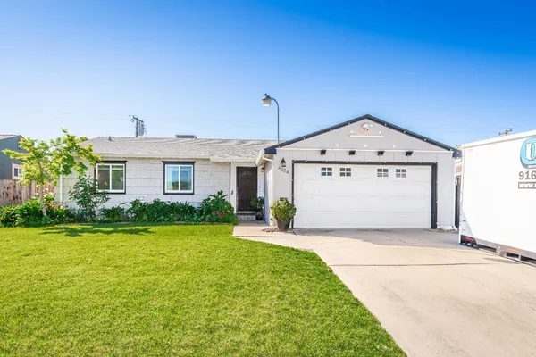 $444,900 | 6224 Templeton Drive, Carmichael, CA 95608