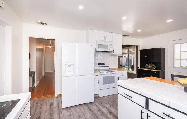 $444,900 | 6224 Templeton Drive, Carmichael, CA 95608