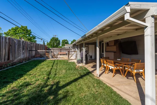 $444,900 | 6224 Templeton Drive, Carmichael, CA 95608