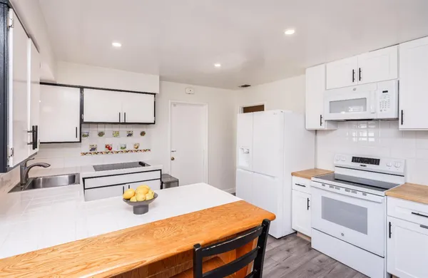 $444,900 | 6224 Templeton Drive, Carmichael, CA 95608