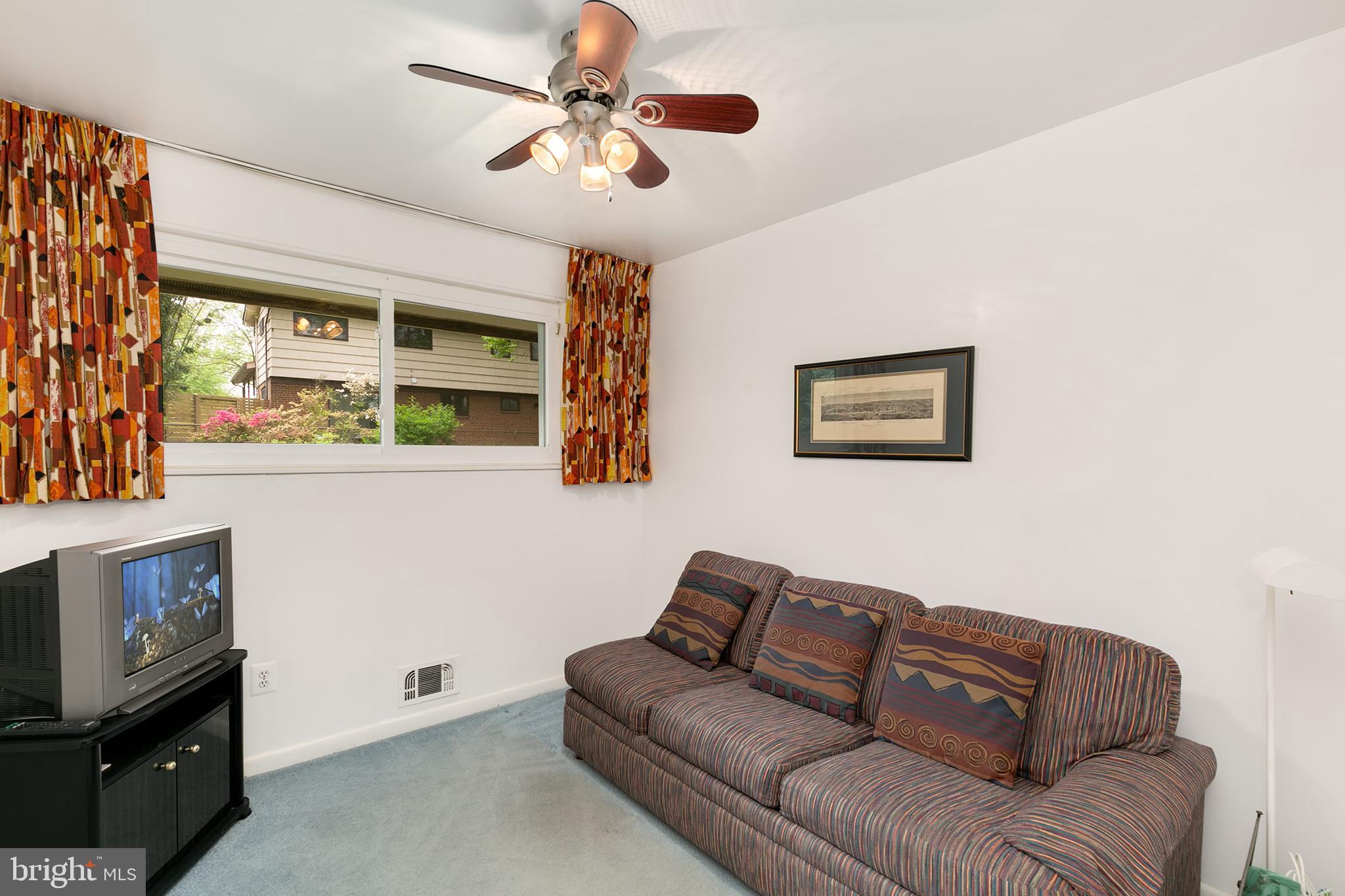 906 South Belgrade Road Silver Spring, MD 20902 - Photo 20 of 34 Gallery Image 20