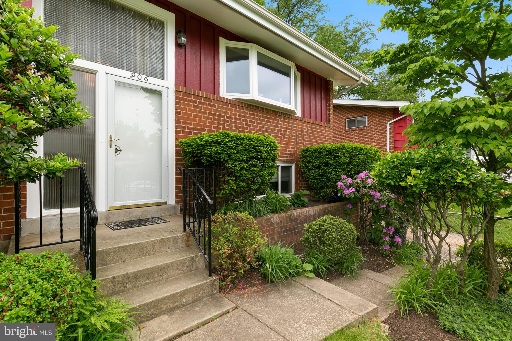 906 South Belgrade Road Silver Spring, MD 20902 - Photo 4 of 34 Gallery Image 4