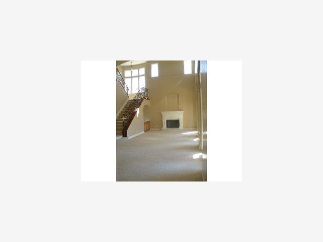 19819 Spring Ridge Terrace Salinas, CA 93908 - Photo 2 of 9 Gallery Image 2