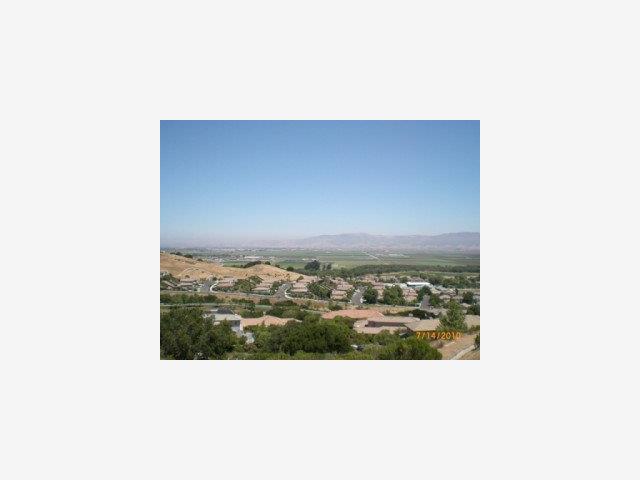 19819 Spring Ridge Terrace Salinas, CA 93908 - Photo 9 of 9 Gallery Image 9