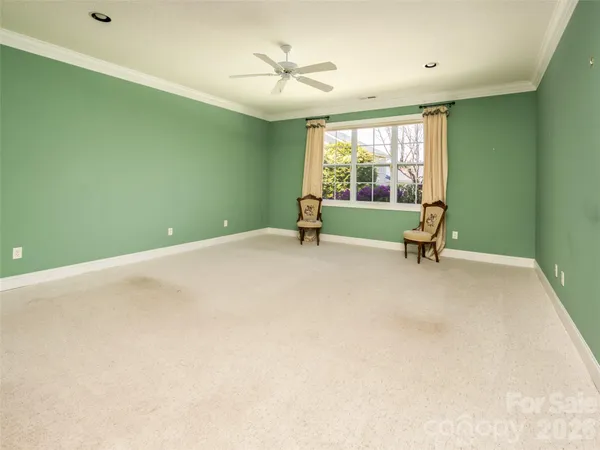 $599,000 | 124 Towne Pl Drive, Hendersonville, NC 28792