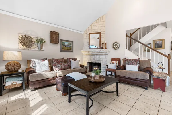 $397,900 | 6971 Breezy Point, Willis, TX 77318