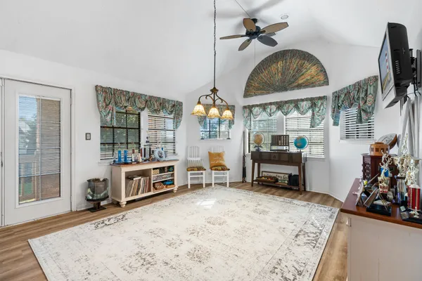 $397,900 | 6971 Breezy Point, Willis, TX 77318