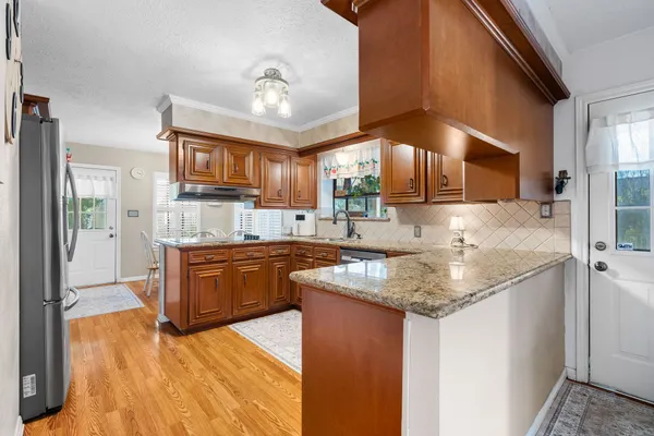 $397,900 | 6971 Breezy Point, Willis, TX 77318