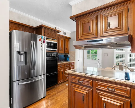 $397,900 | 6971 Breezy Point, Willis, TX 77318