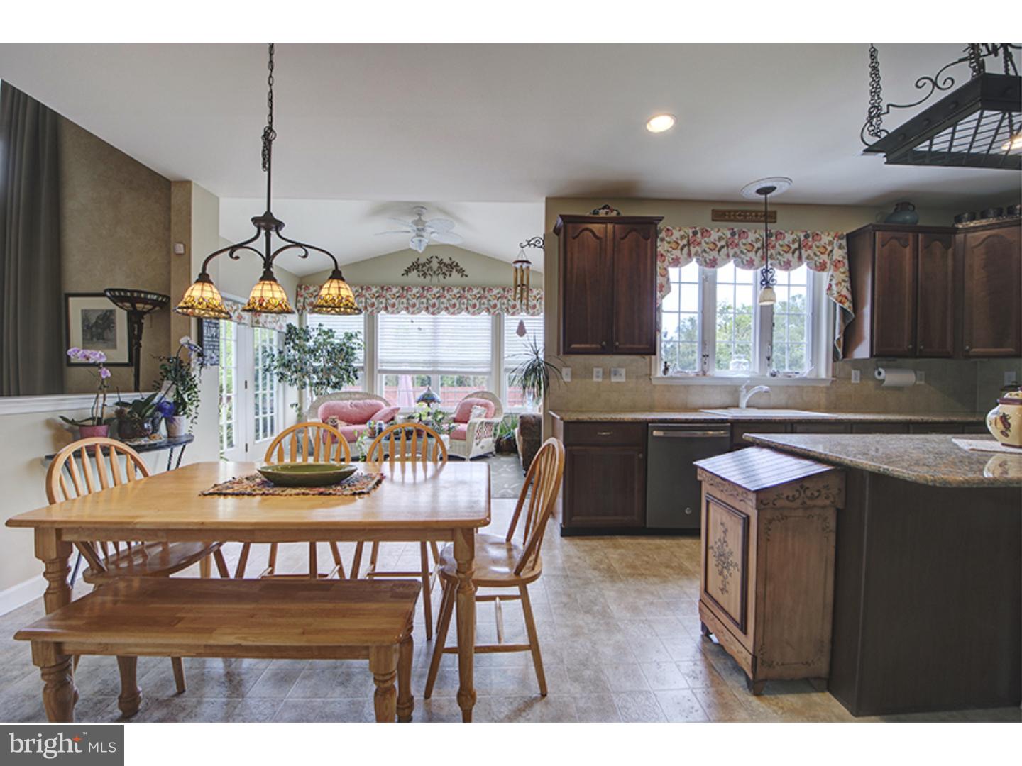 137 Tatham Road Bensalem, PA 19020 - Photo 12 of 25 Gallery Image 12