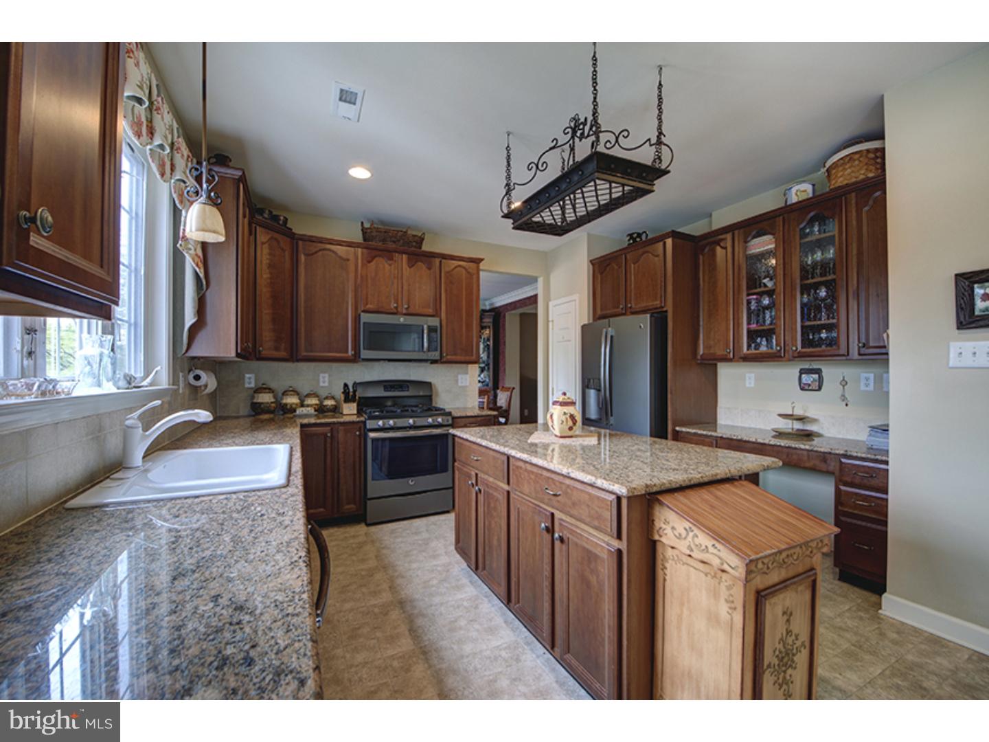 137 Tatham Road Bensalem, PA 19020 - Photo 13 of 25 Gallery Image 13