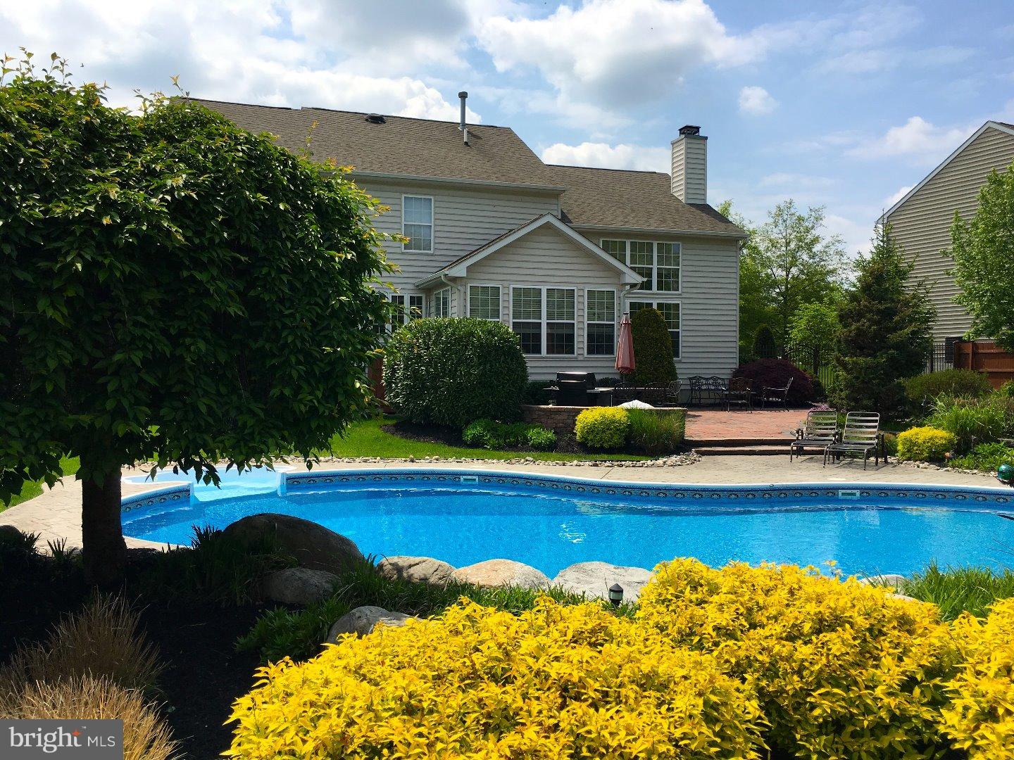 137 Tatham Road Bensalem, PA 19020 - Photo 18 of 25 Gallery Image 18
