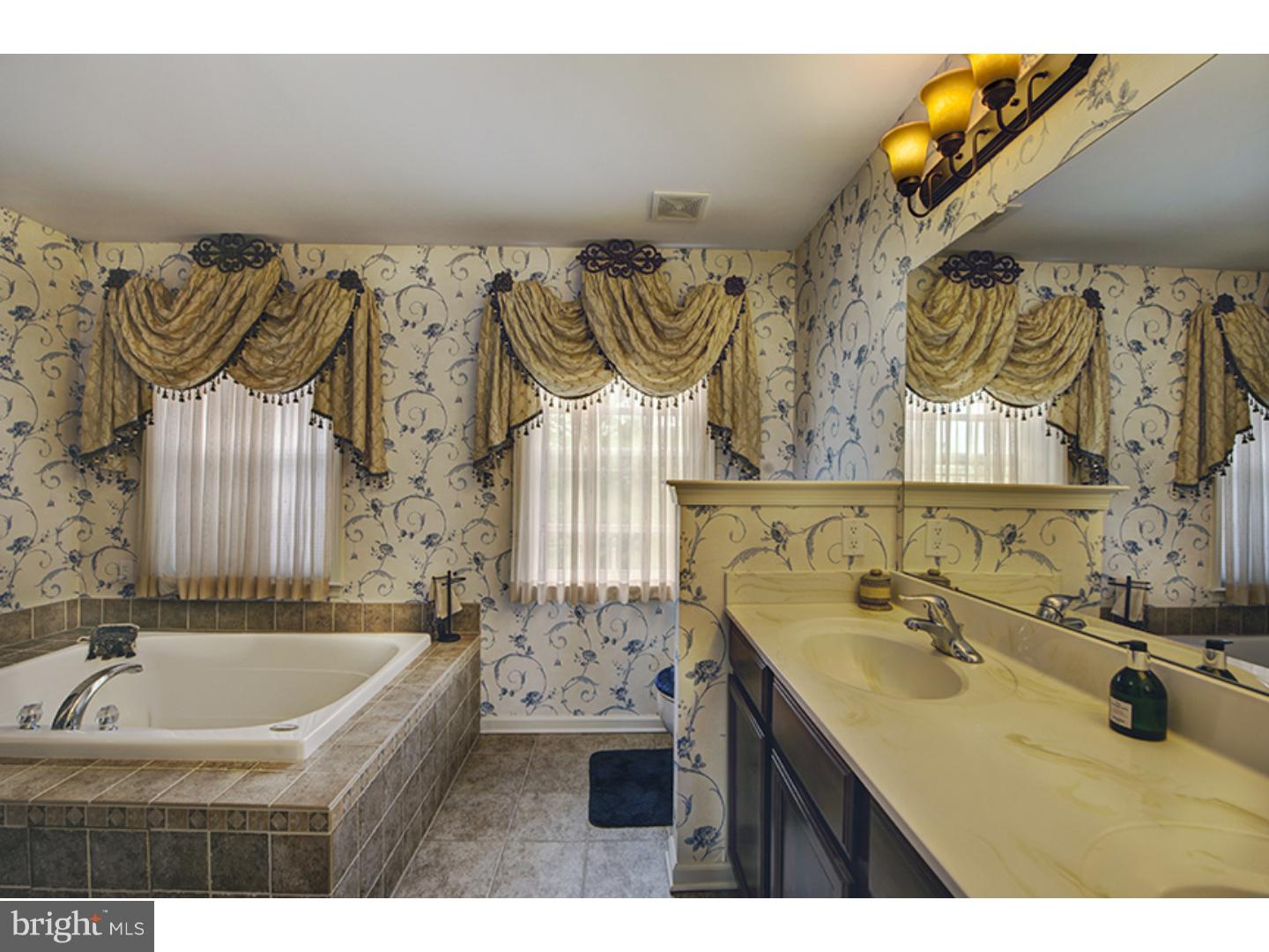 137 Tatham Road Bensalem, PA 19020 - Photo 23 of 25 Gallery Image 23