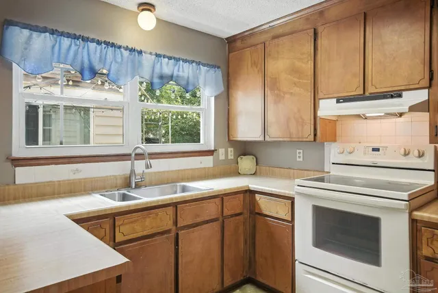 $255,000 | 4532 Tradewinds Place, Pensacola, FL 32514