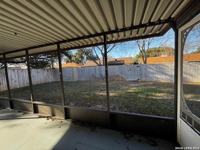 117 High Oak Universal City, TX 78148 - Photo 10 of 12