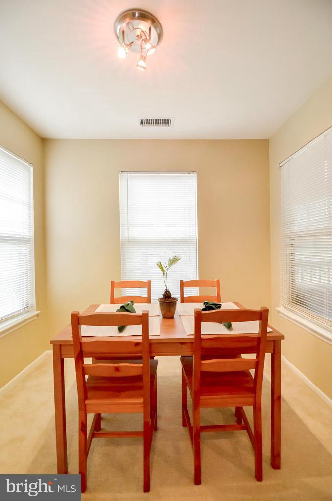1781 Jonathan Way, Unit F Reston, VA 20190 - Photo 14 of 28 Dining Room
