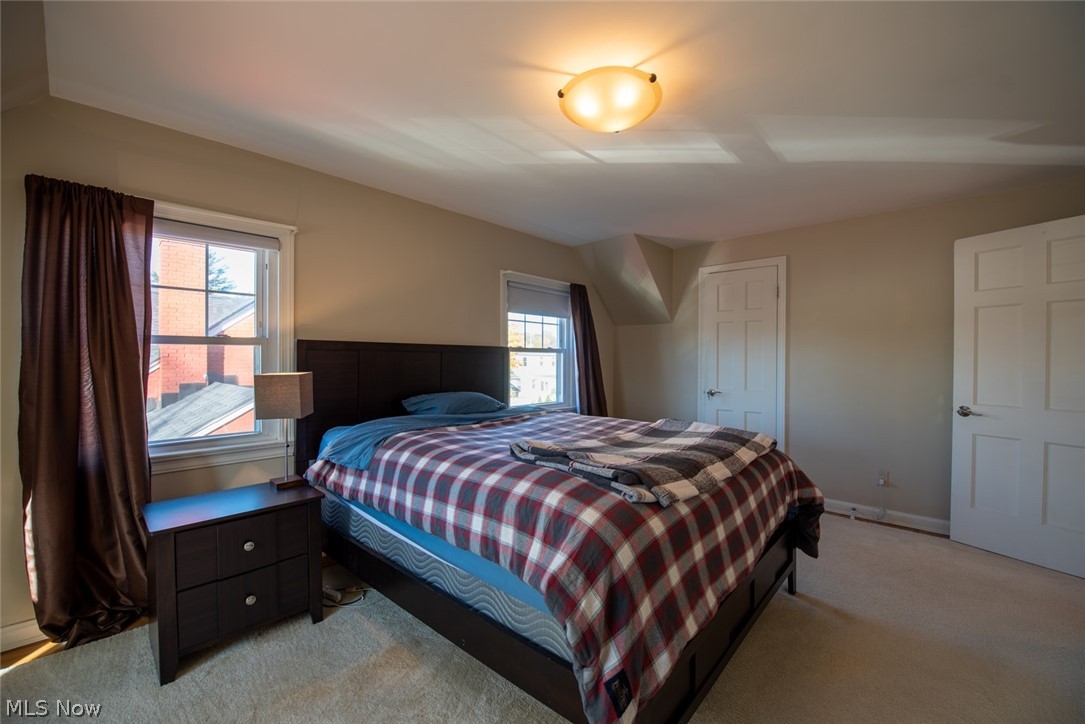 1499 Oakmount Road South Euclid, OH 44121 - Photo 16 of 26
