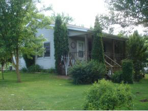 3814 White Road Spencer, IN 47460 - Photo 1 of 8