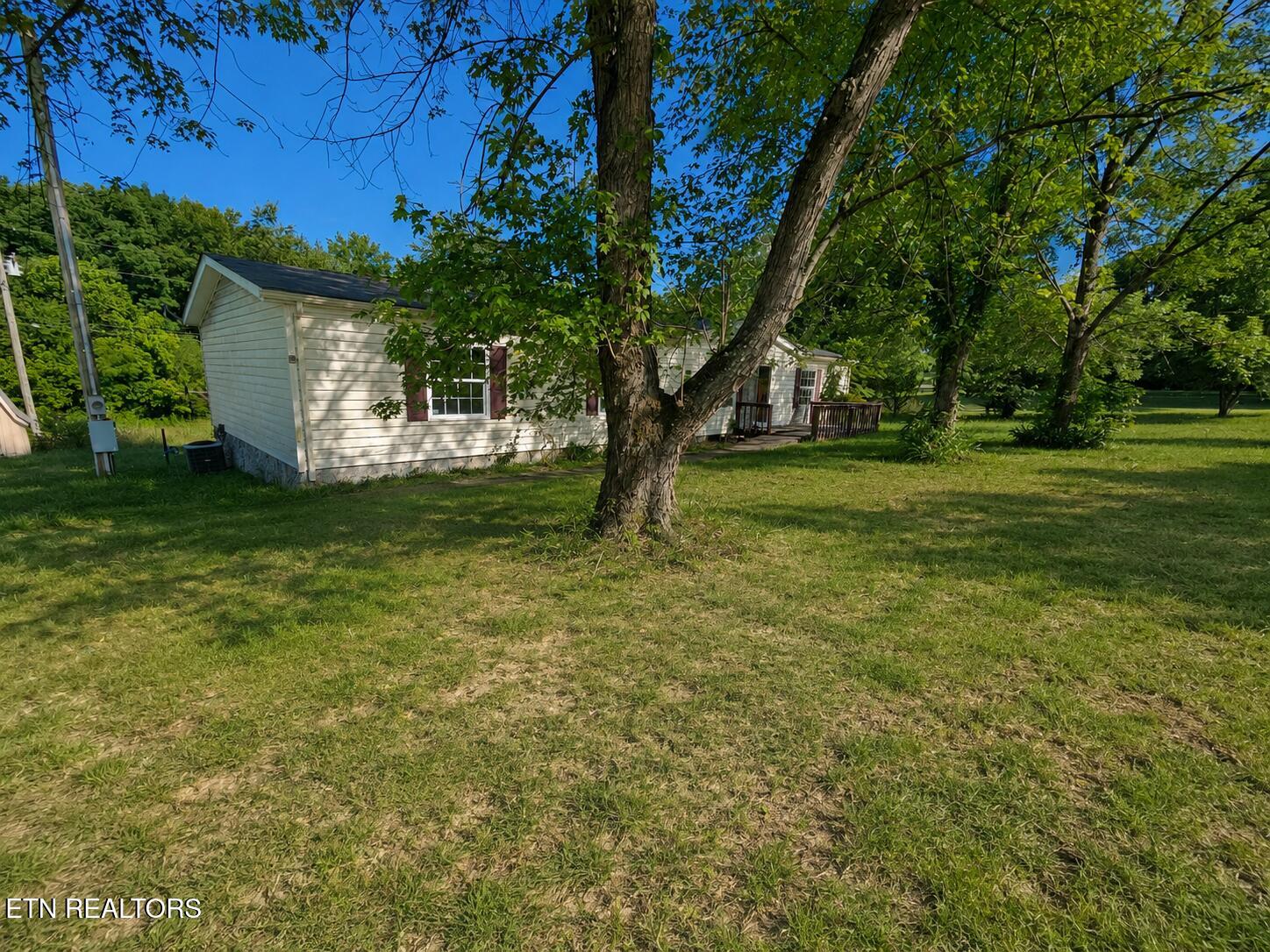1006 Pleasant Valley Road Chapmansboro, TN 37035 - Photo 22 of 29 3