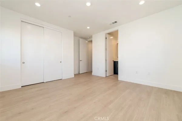 $10,000 | 228 Stage, Irvine, CA 92618