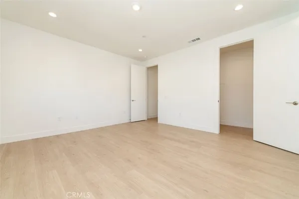 $10,000 | 228 Stage, Irvine, CA 92618