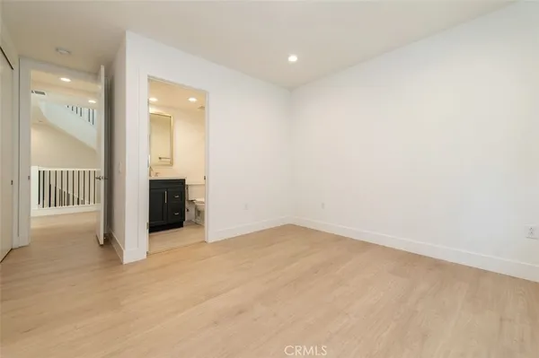 $10,000 | 228 Stage, Irvine, CA 92618