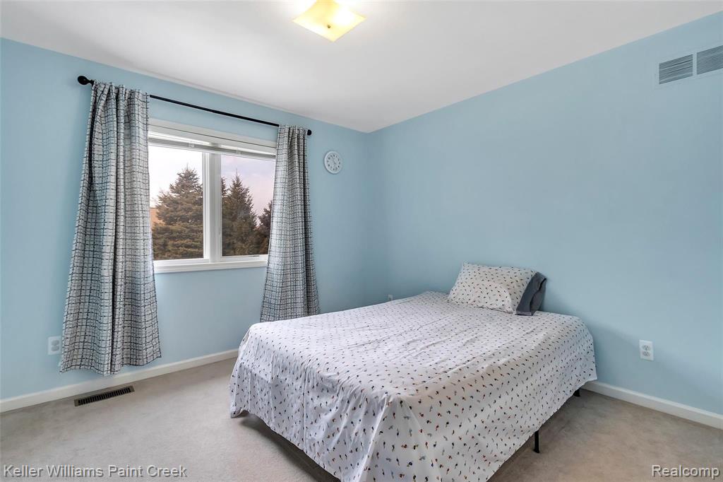 2040 Somerville Road Rochester Hills, MI 48307 - Photo 28 of 63