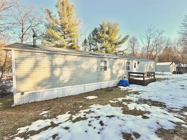 $89,900 | 2957 6th Avenue, Grand Marsh, WI 53936
