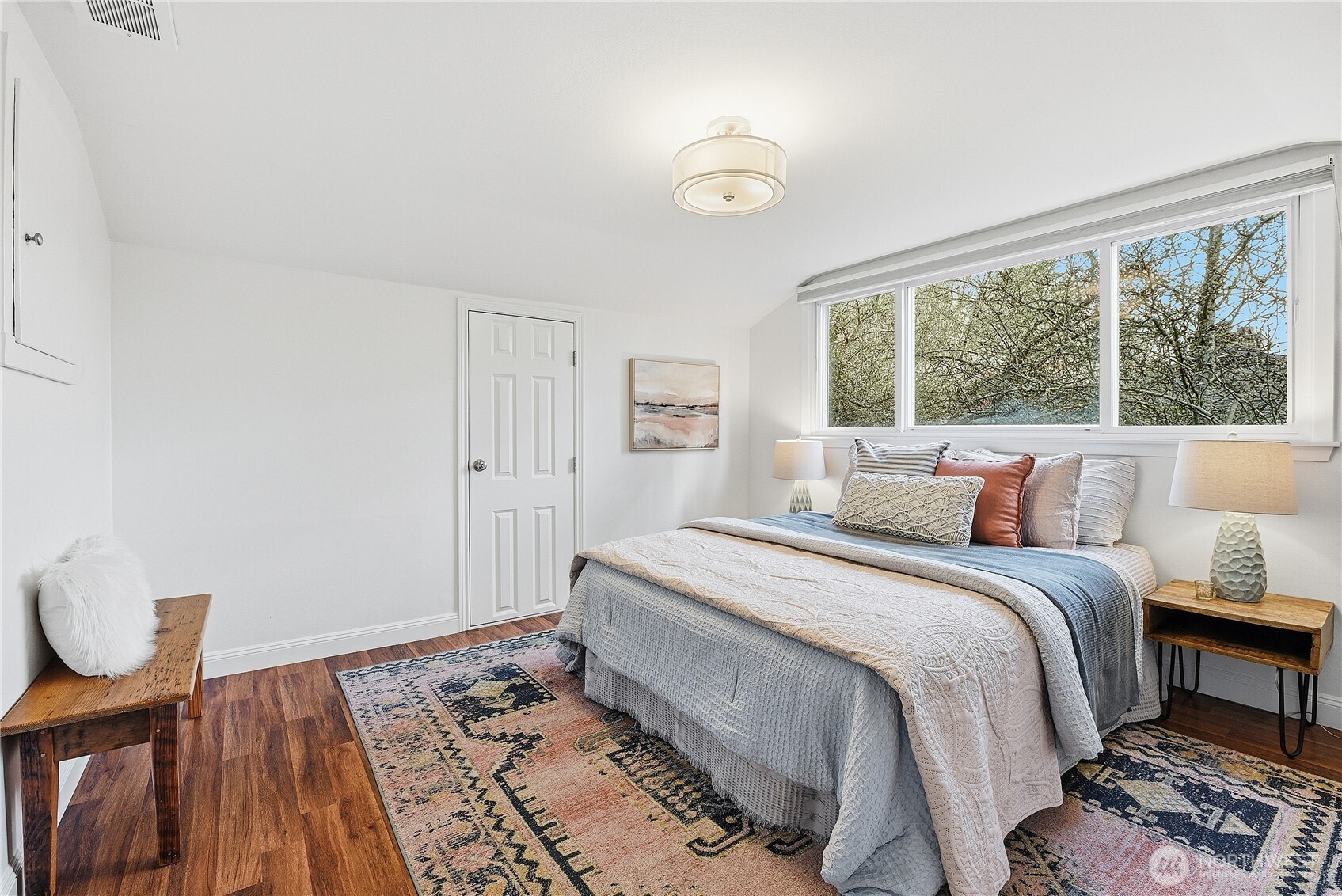 1049 South 112th Street Seattle, WA 98168 - Photo 14 of 27