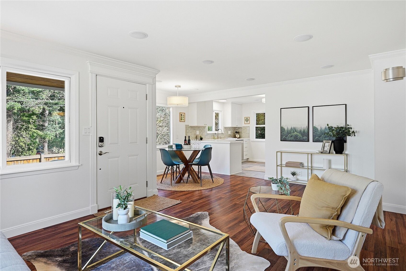 1049 South 112th Street Seattle, WA 98168 - Photo 3 of 27