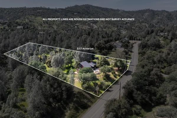 $450,000 | 15553 Middletown Park Drive, Redding, CA 96001