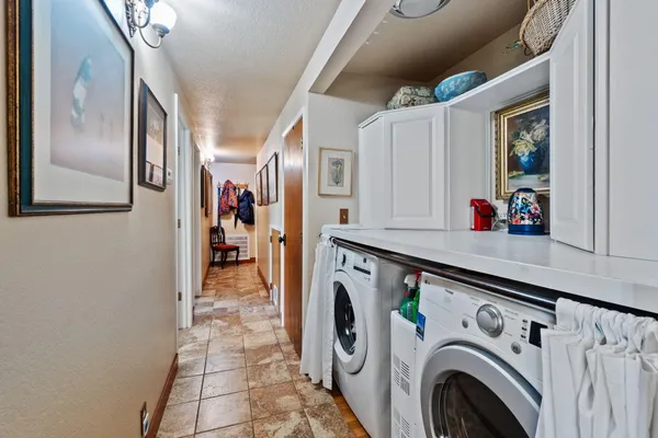 $450,000 | 15553 Middletown Park Drive, Redding, CA 96001