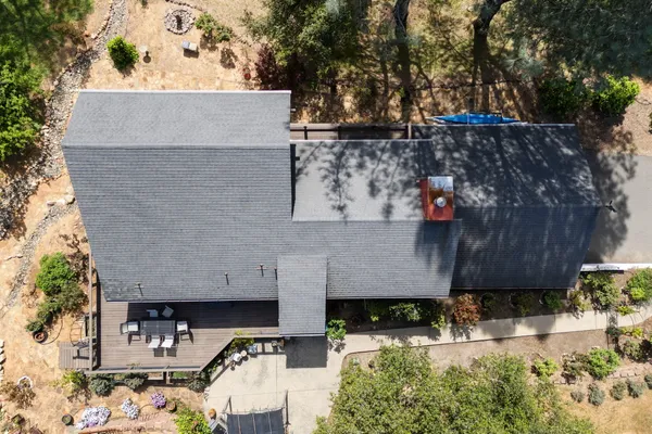 $450,000 | 15553 Middletown Park Drive, Redding, CA 96001