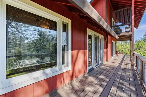 $450,000 | 15553 Middletown Park Drive, Redding, CA 96001