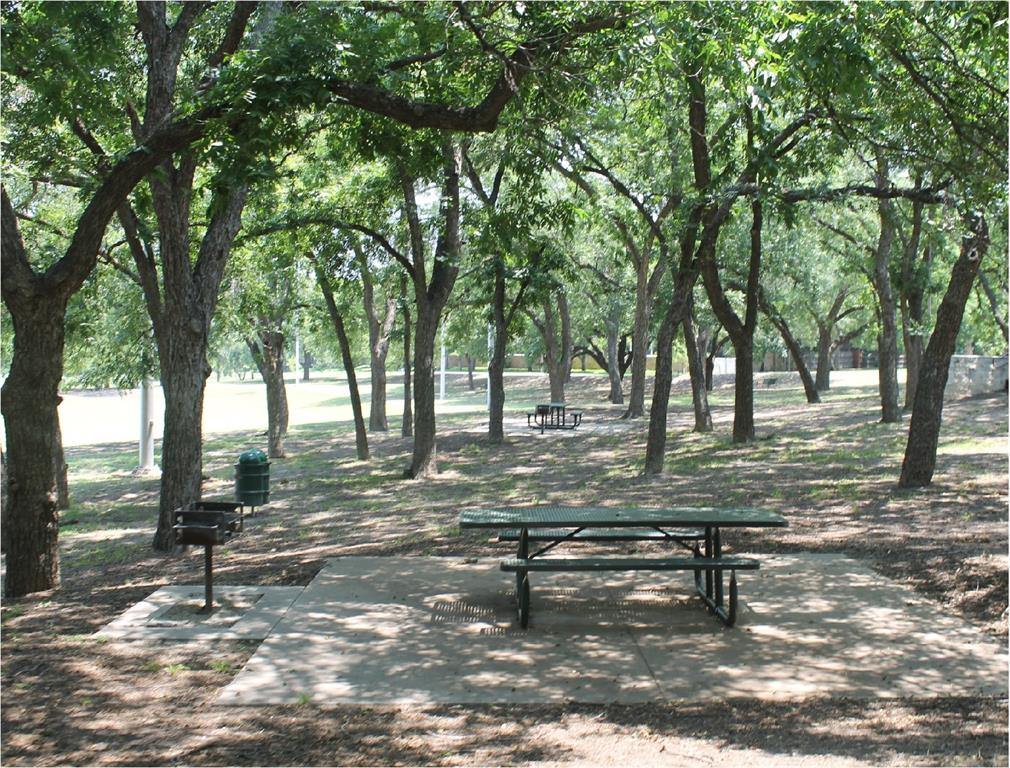 12660 Hillcrest Road, Unit 3206 Dallas, TX 75230 - Photo 32 of 32 Churchill Park is a 17 acre City of Dallas Park with Pickleball courts and a tennis court.