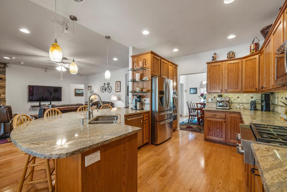 10046 Dowitcher Road Klamath Falls, OR 97601 - Photo 14 of 73 10046DowitcherRd-46