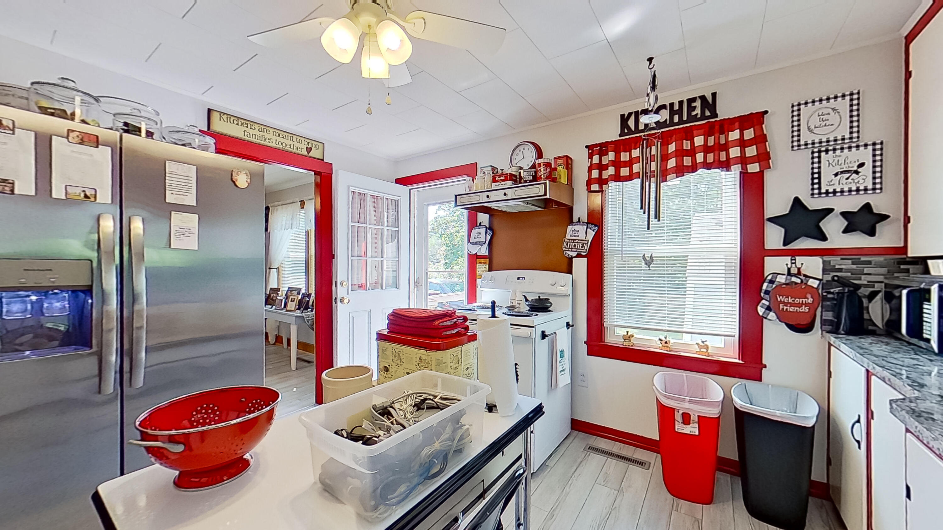 186 Washington Road Waldoboro, ME 04572 - Photo 5 of 33 Kitchen